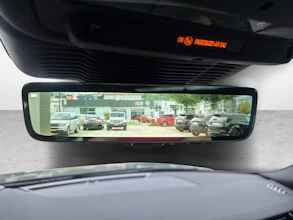 https://vehicle.imgix.net/4458398/cd9126e0-ca69-4da4-8611-81520a618d40.jpg