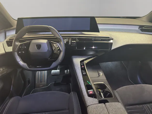 PEUGEOT 3008 1.6 PHEV GT