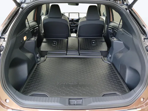 Toyota Yaris Cross 1.5 VVT-i HSD Premium AWD-i