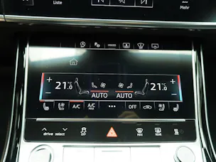 AUDI A8 50 TDI S line quattro T-Tronic