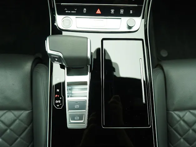 AUDI A8 50 TDI S line quattro T-Tronic