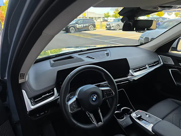 BMW X1 30e xLine xDrive  U11  (CH) AHK