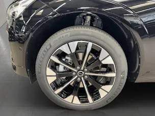 VOLVO XC60 2.0 B5 MH Plus Dark AWD