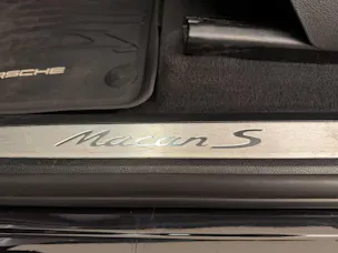 PORSCHE Macan S