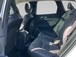 VOLVO XC60 2.0 T8 TE Ultra Dark eAWD