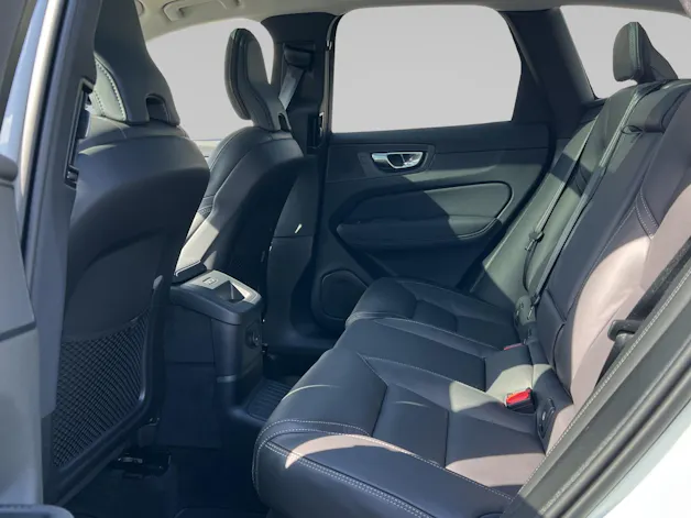 VOLVO XC60 2.0 T8 TE Ultra Dark eAWD