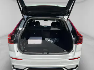 VOLVO XC60 2.0 T8 TE Ultra Dark eAWD