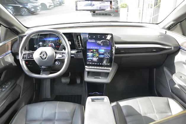 RENAULT Mégane E-Tech iconic
