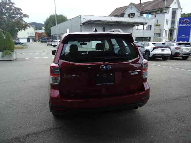 Subaru Forester Station 2.0 Swiss Plus