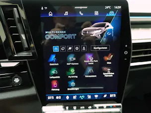 RENAULT Rafale 1.2 E-Tech Plug-in Atelier Alpine