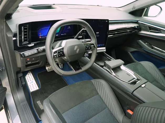 RENAULT Rafale 1.2 E-Tech Plug-in Atelier Alpine