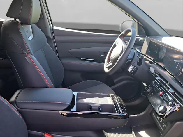 HYUNDAI Tucson 1.6 T-GDi HEV N-Line 4WD
