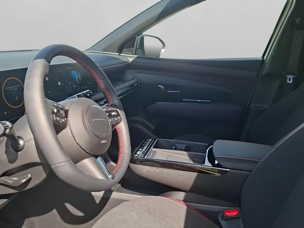 HYUNDAI Tucson 1.6 T-GDi HEV N-Line 4WD