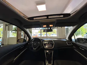 Suzuki SX4 S-Cross 1.4 T Piz Sulai Top Hybrid 4x4