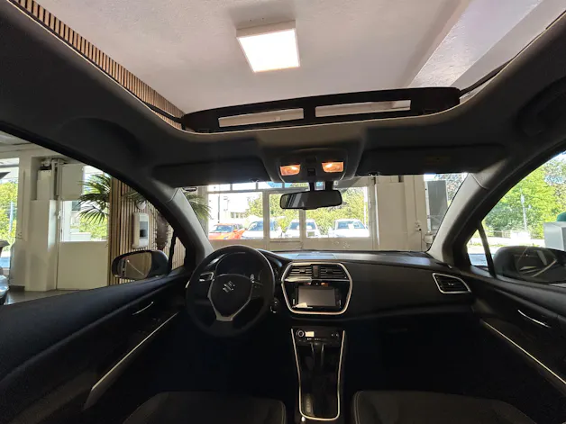 Suzuki SX4 S-Cross 1.4 T Piz Sulai Top Hybrid 4x4