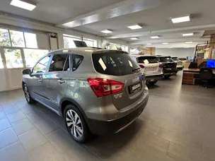 Suzuki SX4 S-Cross 1.4 T Piz Sulai Top Hybrid 4x4