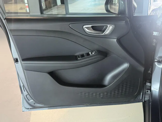 MG MG4 EV URBAN 54 kWh Premium