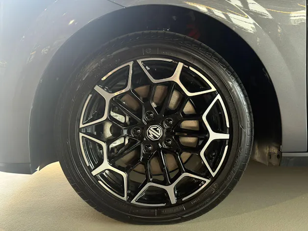 MG MG4 EV URBAN 54 kWh Premium