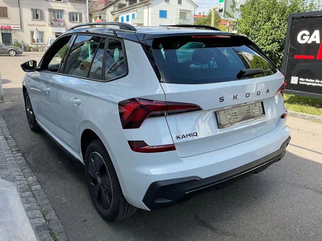 SKODA Kamiq Monte Carlo *** PANORAMADACH & ANHÄNGERKUPPLUNG ***