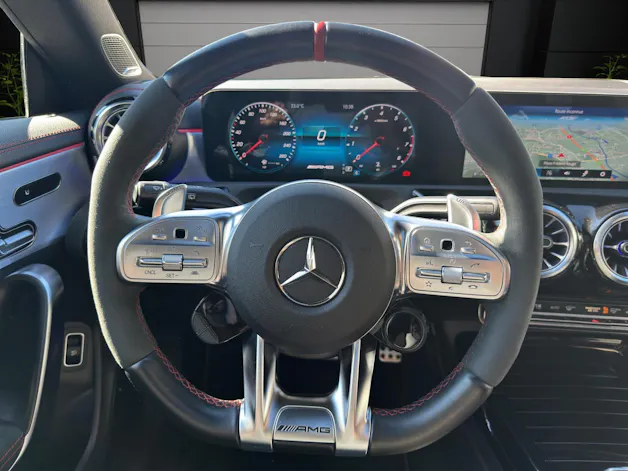 MERCEDES-BENZ CLA 35 AMG 4Matic