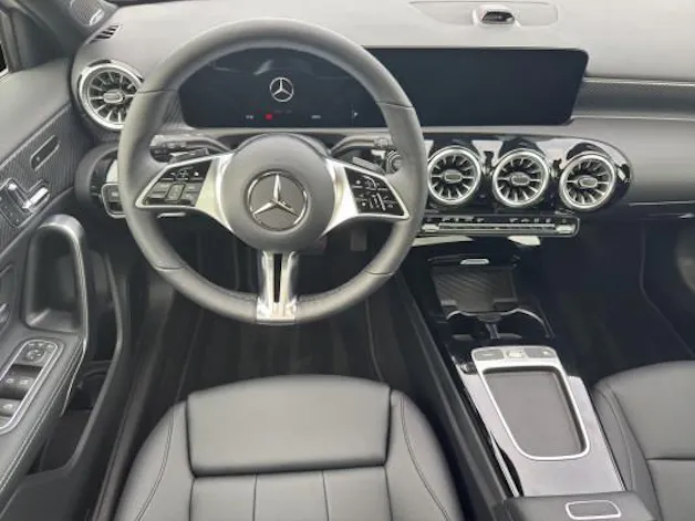 MERCEDES-BENZ A 250 4Matic 8G-DCT