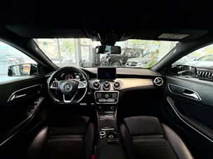MERCEDES-BENZ CLA Shooting Br 200 d Swiss Star AMG Line 4M