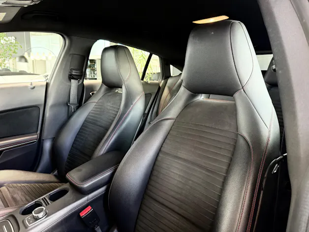 MERCEDES-BENZ CLA Shooting Br 200 d Swiss Star AMG Line 4M