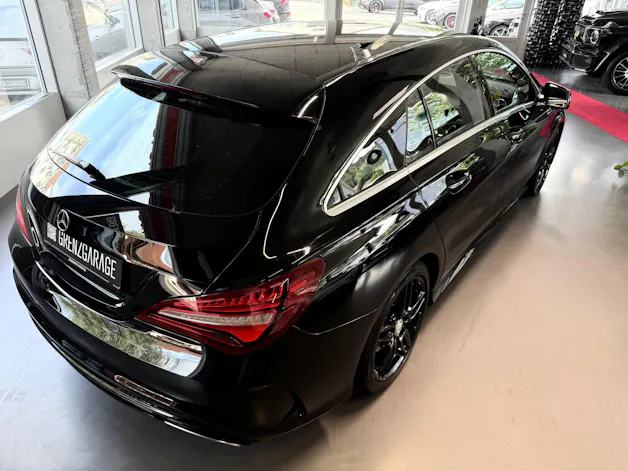 MERCEDES-BENZ CLA Shooting Br 200 d Swiss Star AMG Line 4M