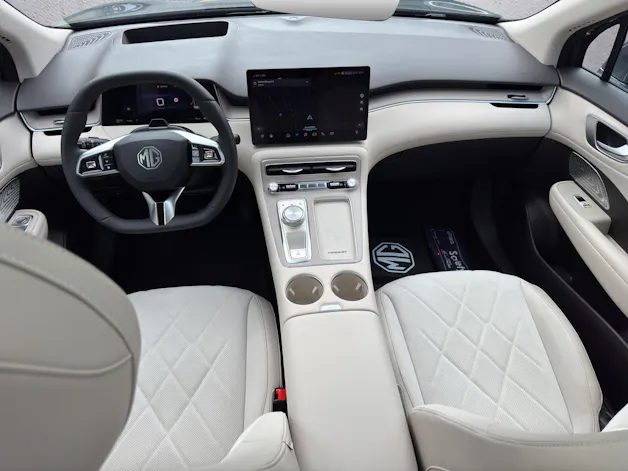 MG S6 EV 77kWh Luxury AWD