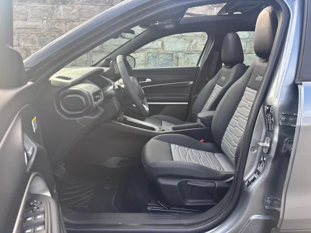JEEP Avenger 1.2 Turbo MHEV Upland Sky 4xe