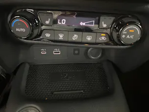 NISSAN Juke 1.6 FHEV Tekna