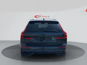 VOLVO XC60 B5 Benzin Mild Hybrid AWD Plus Black Edition