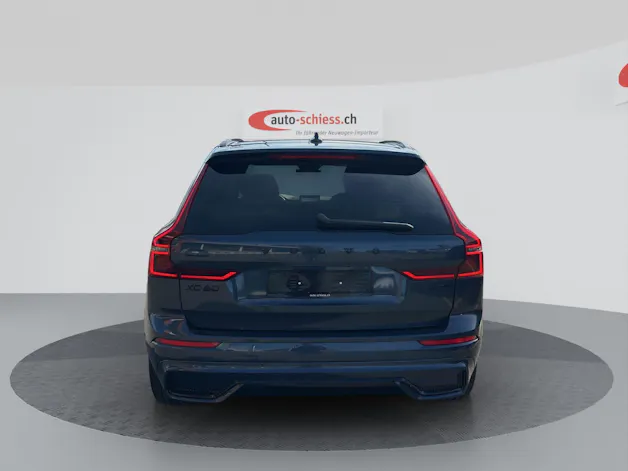 VOLVO XC60 B5 Benzin Mild Hybrid AWD Plus Black Edition