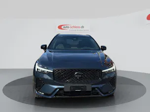 VOLVO XC60 B5 Benzin Mild Hybrid AWD Plus Black Edition