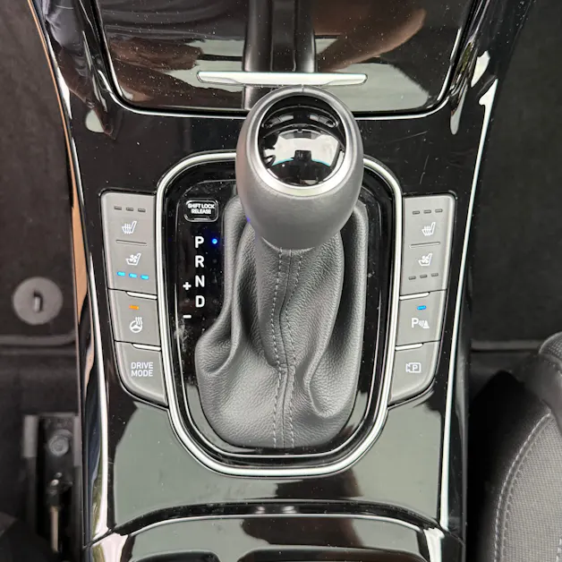 HYUNDAI i30 1.5 T-GDi Vertex 48V MH DCT *CH-FAHRZEUG*