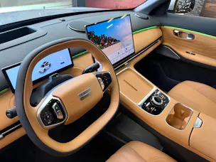 Geely Starray EM-i MAX + PHEV