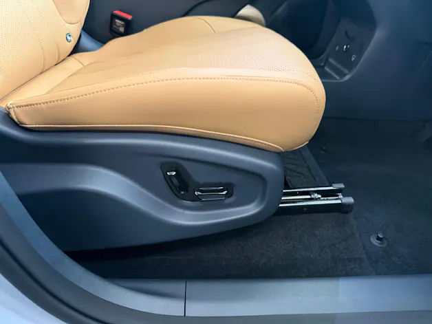 Geely Starray EM-i MAX + PHEV
