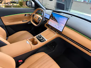 Geely Starray EM-i MAX + PHEV