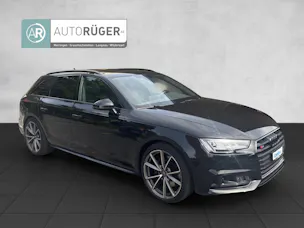 AUDI S4 Avant 3.0 TFSI quattro tiptronic