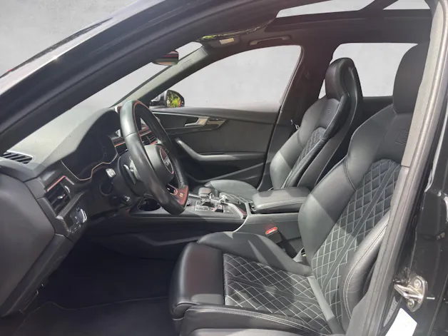 AUDI S4 Avant 3.0 TFSI quattro tiptronic