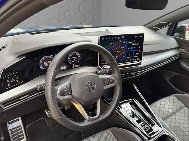 VW Golf 1.5 e TSI mHEV R-Line DSG