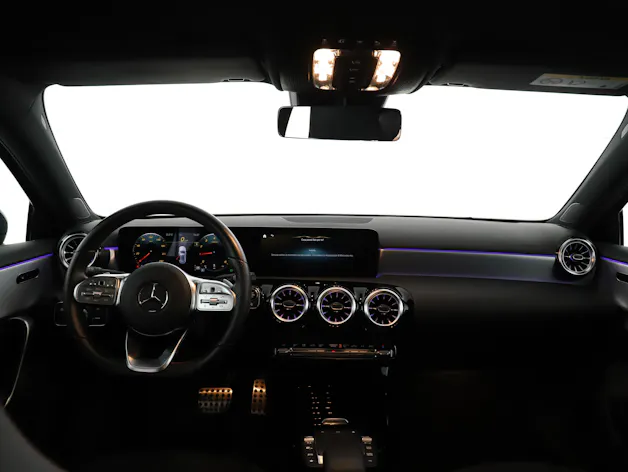 MERCEDES-BENZ A 180 Night Star AMG Line