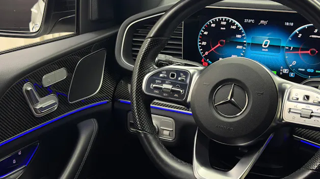MERCEDES-BENZ GLE 300 d 4Matic AMG Line 9G-Tronic