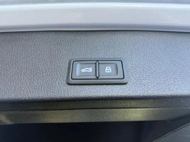 AUDI Q2 35 TDI S line quattro S-tronic