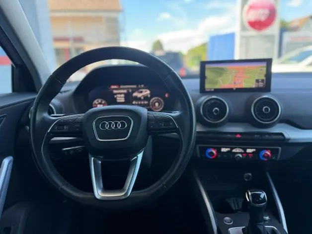 AUDI Q2 35 TDI S line quattro S-tronic