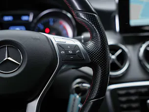 MERCEDES-BENZ GLA 220 CDI AMG Line 4Matic 7G-DCT *CH-Fahrzeug*