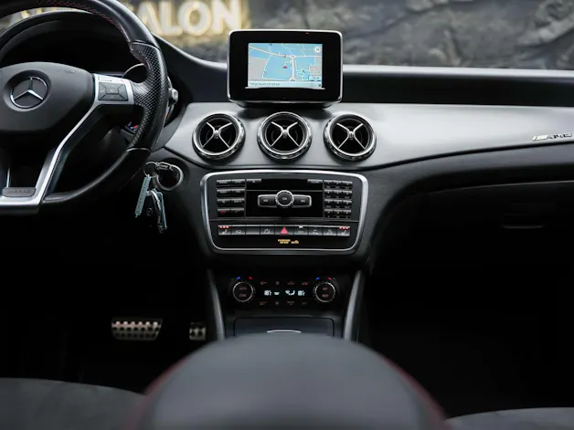MERCEDES-BENZ GLA 220 CDI AMG Line 4Matic 7G-DCT *CH-Fahrzeug*