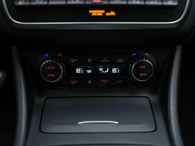MERCEDES-BENZ GLA 220 CDI AMG Line 4Matic 7G-DCT *CH-Fahrzeug*
