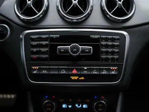 MERCEDES-BENZ GLA 220 CDI AMG Line 4Matic 7G-DCT *CH-Fahrzeug*
