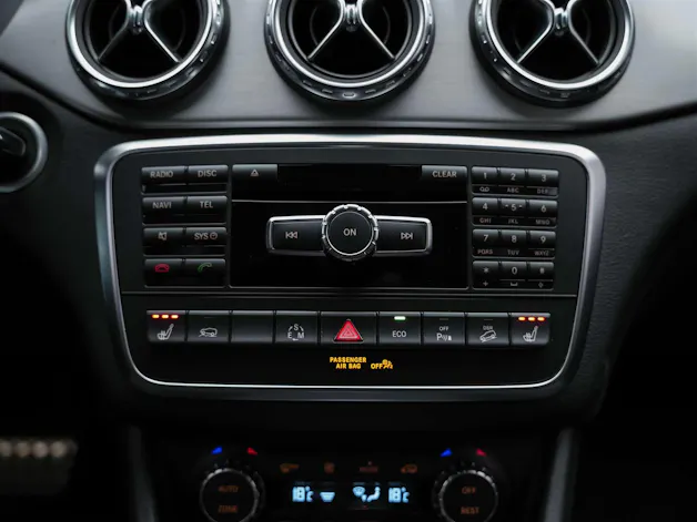 MERCEDES-BENZ GLA 220 CDI AMG Line 4Matic 7G-DCT *CH-Fahrzeug*